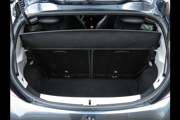 Toyota Aygo 1.0 VVT-i x-joy | HALF LEDER | GROOT SCHERM NAVI | CAMERA | LICHTMETALEN VELGEN | CLIMA-AIRCO | DEALER ONDERHOUDEN |