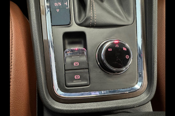 Seat Ateca 1.4 TSI FR 150PK DSG TREKHAAK LEDER APPLE CARPLAY NAVIGATIE CAMERA CRUISE PDC KEYLESS-GO VIRTUAL COCKPIT Seat Ateca 1.4 TSI FR 150PK DSG TREKHAAK LEDER APPLE CARPLAY NAVIGATIE CAMERA CRUISE PDC KEYLESS-GO VIRTUAL COCKPIT