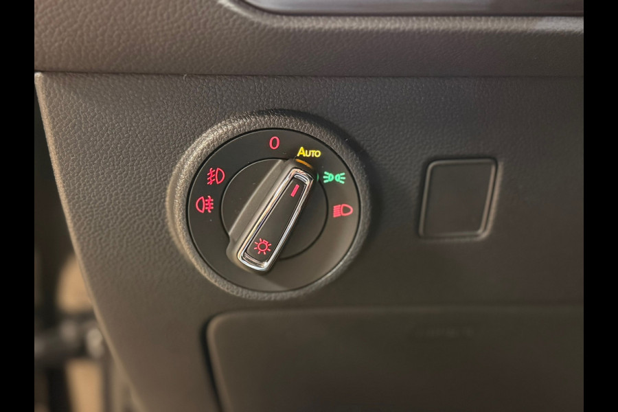 Seat Ateca 1.4 TSI FR 150PK DSG TREKHAAK LEDER APPLE CARPLAY NAVIGATIE CAMERA CRUISE PDC KEYLESS-GO VIRTUAL COCKPIT Seat Ateca 1.4 TSI FR 150PK DSG TREKHAAK LEDER APPLE CARPLAY NAVIGATIE CAMERA CRUISE PDC KEYLESS-GO VIRTUAL COCKPIT