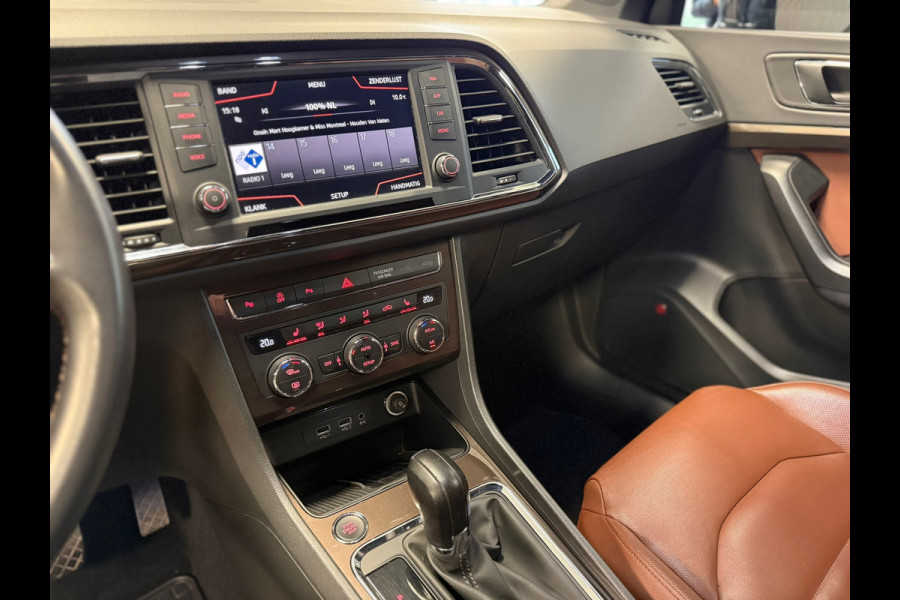 Seat Ateca 1.4 TSI FR 150PK DSG TREKHAAK LEDER APPLE CARPLAY NAVIGATIE CAMERA CRUISE PDC KEYLESS-GO VIRTUAL COCKPIT Seat Ateca 1.4 TSI FR 150PK DSG TREKHAAK LEDER APPLE CARPLAY NAVIGATIE CAMERA CRUISE PDC KEYLESS-GO VIRTUAL COCKPIT