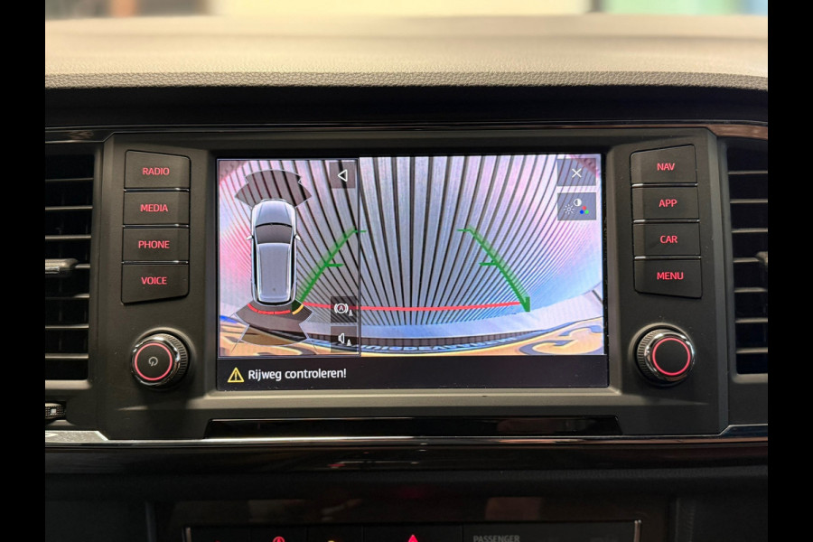 Seat Ateca 1.4 TSI FR 150PK DSG TREKHAAK LEDER APPLE CARPLAY NAVIGATIE CAMERA CRUISE PDC KEYLESS-GO VIRTUAL COCKPIT Seat Ateca 1.4 TSI FR 150PK DSG TREKHAAK LEDER APPLE CARPLAY NAVIGATIE CAMERA CRUISE PDC KEYLESS-GO VIRTUAL COCKPIT