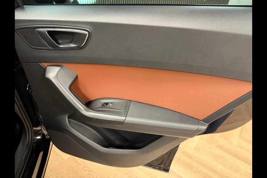 Seat Ateca 1.4 TSI FR 150PK DSG TREKHAAK LEDER APPLE CARPLAY NAVIGATIE CAMERA CRUISE PDC KEYLESS-GO VIRTUAL COCKPIT Seat Ateca 1.4 TSI FR 150PK DSG TREKHAAK LEDER APPLE CARPLAY NAVIGATIE CAMERA CRUISE PDC KEYLESS-GO VIRTUAL COCKPIT