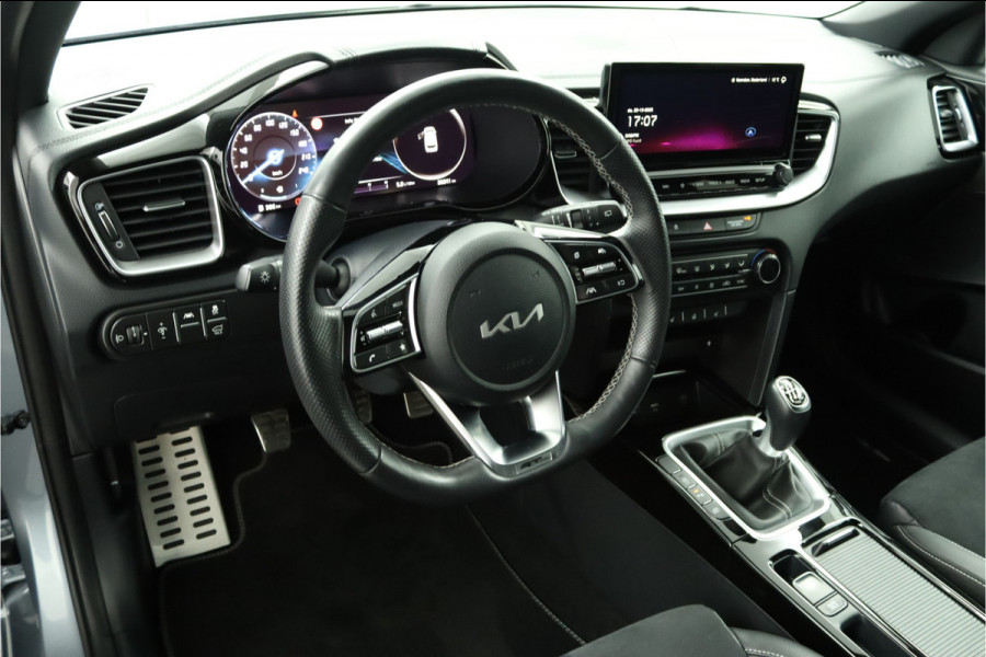 Kia Ceed Sportswagon 1.5 T-GDi GT-Line Apple Carplay/Android Auto - Cruise Control - Dodehoekdetectie - Panorama Dak - Navigatie - Stoel/Stuurverwarming - Fabrieksgarantie tot 07-2031 Kia Ceed Sportswagon 1.5 T-GDi GT-Line Apple Carplay/Android Auto - Cruise Control - Dodehoekdetectie - Panorama Dak - Navigatie - Stoel/Stuurverwarming - Fabrieksgarantie tot 07-2031