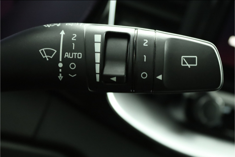 Kia Ceed Sportswagon 1.5 T-GDi GT-Line Apple Carplay/Android Auto - Cruise Control - Dodehoekdetectie - Panorama Dak - Navigatie - Stoel/Stuurverwarming - Fabrieksgarantie tot 07-2031 Kia Ceed Sportswagon 1.5 T-GDi GT-Line Apple Carplay/Android Auto - Cruise Control - Dodehoekdetectie - Panorama Dak - Navigatie - Stoel/Stuurverwarming - Fabrieksgarantie tot 07-2031