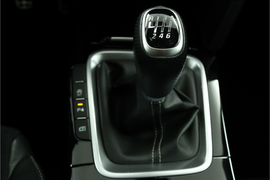 Kia Ceed Sportswagon 1.5 T-GDi GT-Line Apple Carplay/Android Auto - Cruise Control - Dodehoekdetectie - Panorama Dak - Navigatie - Stoel/Stuurverwarming - Fabrieksgarantie tot 07-2031 Kia Ceed Sportswagon 1.5 T-GDi GT-Line Apple Carplay/Android Auto - Cruise Control - Dodehoekdetectie - Panorama Dak - Navigatie - Stoel/Stuurverwarming - Fabrieksgarantie tot 07-2031