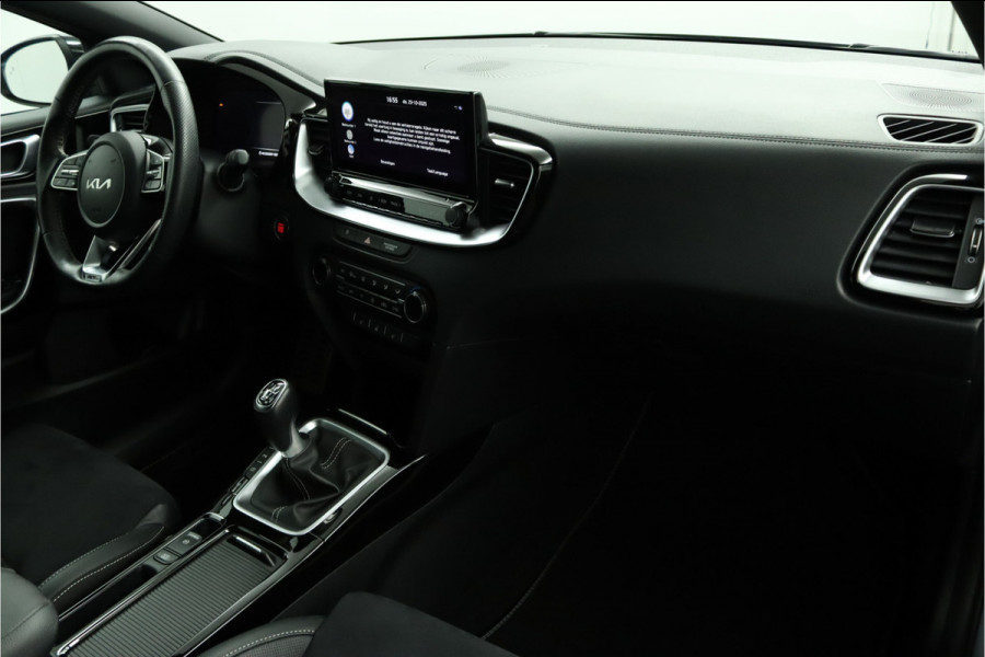 Kia Ceed Sportswagon 1.5 T-GDi GT-Line Apple Carplay/Android Auto - Cruise Control - Dodehoekdetectie - Panorama Dak - Navigatie - Stoel/Stuurverwarming - Fabrieksgarantie tot 07-2031 Kia Ceed Sportswagon 1.5 T-GDi GT-Line Apple Carplay/Android Auto - Cruise Control - Dodehoekdetectie - Panorama Dak - Navigatie - Stoel/Stuurverwarming - Fabrieksgarantie tot 07-2031