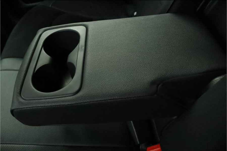 Kia Ceed Sportswagon 1.5 T-GDi GT-Line Apple Carplay/Android Auto - Cruise Control - Dodehoekdetectie - Panorama Dak - Navigatie - Stoel/Stuurverwarming - Fabrieksgarantie tot 07-2031 Kia Ceed Sportswagon 1.5 T-GDi GT-Line Apple Carplay/Android Auto - Cruise Control - Dodehoekdetectie - Panorama Dak - Navigatie - Stoel/Stuurverwarming - Fabrieksgarantie tot 07-2031