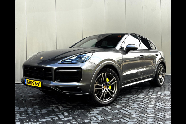 Porsche Cayenne Coupé 3.0 E-Hybrid Sportuitlaat_PDLs+_Headsup_Luchtviering