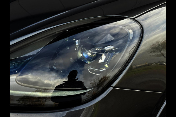 Porsche Cayenne Coupé 3.0 E-Hybrid Sportuitlaat_PDLs+_Headsup_Luchtviering