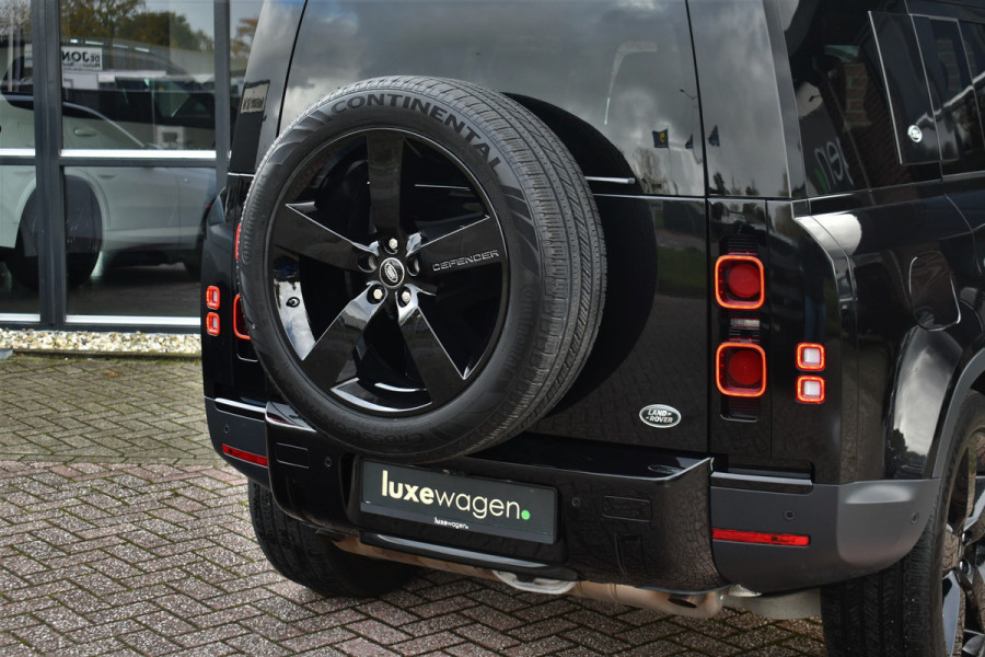 Land Rover Defender 110 3.0 P400 HSE 7-pers Pano Trekh ACC 22inch HUD Standkachel