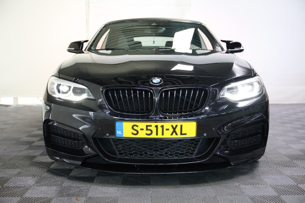 BMW 2 Serie Cabrio M240i H&K NAVI PDC LEDER REMUS '18 BMW 2 Serie Cabrio M240i H&K NAVI PDC LEDER REMUS '18