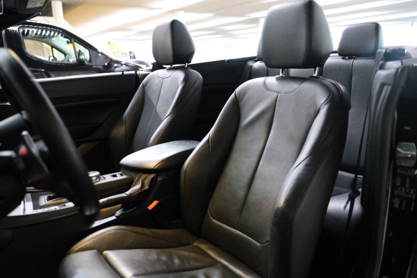 BMW 2 Serie Cabrio M240i H&K NAVI PDC LEDER REMUS '18 BMW 2 Serie Cabrio M240i H&K NAVI PDC LEDER REMUS '18