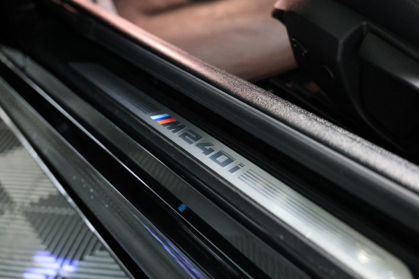 BMW 2 Serie Cabrio M240i H&K NAVI PDC LEDER REMUS '18 BMW 2 Serie Cabrio M240i H&K NAVI PDC LEDER REMUS '18