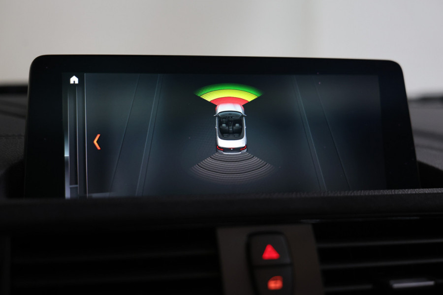 BMW 2 Serie Cabrio M240i H&K NAVI PDC LEDER REMUS '18 BMW 2 Serie Cabrio M240i H&K NAVI PDC LEDER REMUS '18
