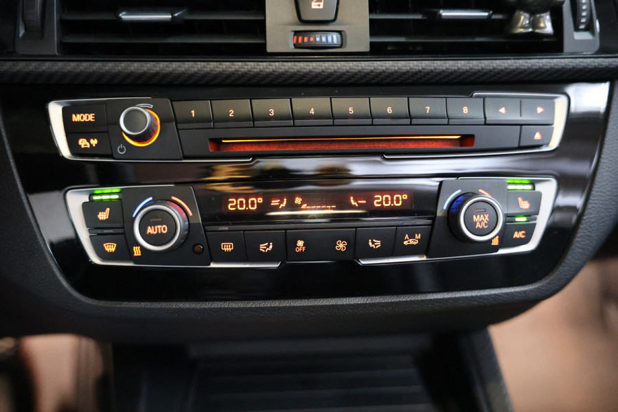 BMW 2 Serie Cabrio M240i H&K NAVI PDC LEDER REMUS '18 BMW 2 Serie Cabrio M240i H&K NAVI PDC LEDER REMUS '18