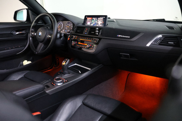 BMW 2 Serie Cabrio M240i H&K NAVI PDC LEDER REMUS '18 BMW 2 Serie Cabrio M240i H&K NAVI PDC LEDER REMUS '18