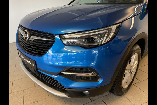 Opel Grandland X 1.2 Turbo Business Executive AIRCO CLIMA NAVI CRUISE BLUETOOTH APPLE CARPLAY CAMERA ELEK KLEP TREKHAAK NIEUWSTAAT Opel Grandland X 1.2 Turbo Business Executive AIRCO CLIMA NAVI CRUISE BLUETOOTH APPLE CARPLAY CAMERA ELEK KLEP TREKHAAK NIEUWSTAAT