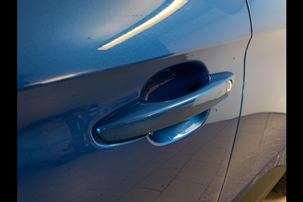 Opel Grandland X 1.2 Turbo Business Executive AIRCO CLIMA NAVI CRUISE BLUETOOTH APPLE CARPLAY CAMERA ELEK KLEP TREKHAAK NIEUWSTAAT Opel Grandland X 1.2 Turbo Business Executive AIRCO CLIMA NAVI CRUISE BLUETOOTH APPLE CARPLAY CAMERA ELEK KLEP TREKHAAK NIEUWSTAAT