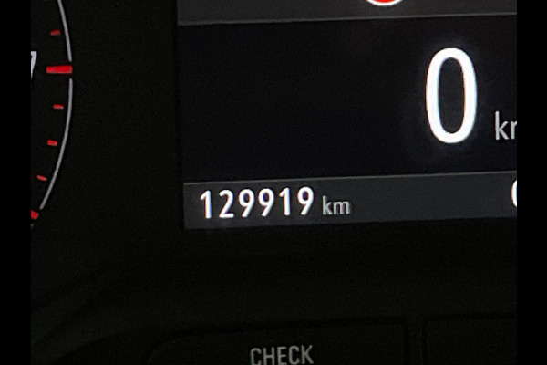 Opel Grandland X 1.2 Turbo Business Executive AIRCO CLIMA NAVI CRUISE BLUETOOTH APPLE CARPLAY CAMERA ELEK KLEP TREKHAAK NIEUWSTAAT Opel Grandland X 1.2 Turbo Business Executive AIRCO CLIMA NAVI CRUISE BLUETOOTH APPLE CARPLAY CAMERA ELEK KLEP TREKHAAK NIEUWSTAAT