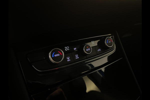 Opel Grandland X 1.2 Turbo Business Executive AIRCO CLIMA NAVI CRUISE BLUETOOTH APPLE CARPLAY CAMERA ELEK KLEP TREKHAAK NIEUWSTAAT Opel Grandland X 1.2 Turbo Business Executive AIRCO CLIMA NAVI CRUISE BLUETOOTH APPLE CARPLAY CAMERA ELEK KLEP TREKHAAK NIEUWSTAAT
