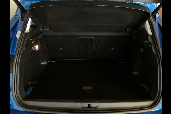 Opel Grandland X 1.2 Turbo Business Executive AIRCO CLIMA NAVI CRUISE BLUETOOTH APPLE CARPLAY CAMERA ELEK KLEP TREKHAAK NIEUWSTAAT Opel Grandland X 1.2 Turbo Business Executive AIRCO CLIMA NAVI CRUISE BLUETOOTH APPLE CARPLAY CAMERA ELEK KLEP TREKHAAK NIEUWSTAAT