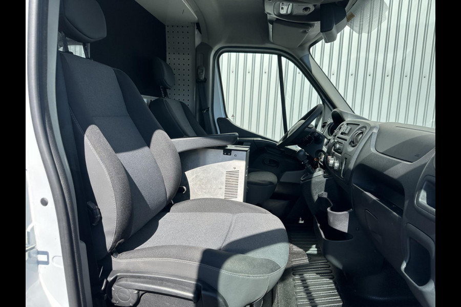 Renault Master T35 2.3 dCi L2H2*A/C*NAVI*HAAK*CRUISE*TEL*IMPERIAA