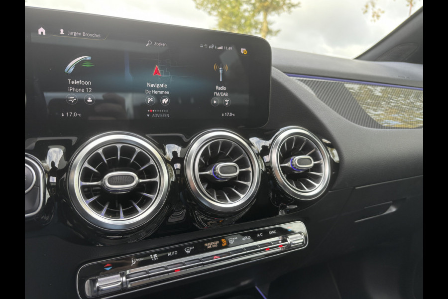 Mercedes-Benz B-Klasse 200 Business Solution AMG | Automaat | Pano | Sfeerverlichting | Elektrische Stoelen Mercedes-Benz B-Klasse 200 Business Solution AMG | Automaat | Pano | Sfeerverlichting | Elektrische Stoelen