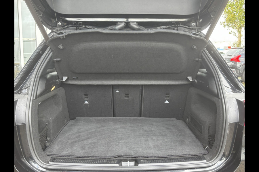 Mercedes-Benz B-Klasse 200 Business Solution AMG | Automaat | Pano | Sfeerverlichting | Elektrische Stoelen Mercedes-Benz B-Klasse 200 Business Solution AMG | Automaat | Pano | Sfeerverlichting | Elektrische Stoelen
