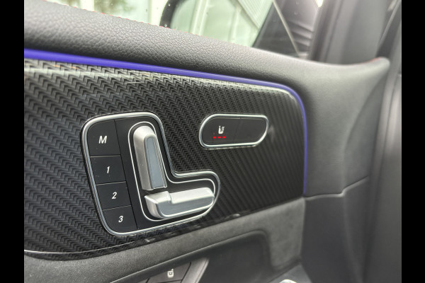 Mercedes-Benz B-Klasse 200 Business Solution AMG | Automaat | Pano | Sfeerverlichting | Elektrische Stoelen Mercedes-Benz B-Klasse 200 Business Solution AMG | Automaat | Pano | Sfeerverlichting | Elektrische Stoelen