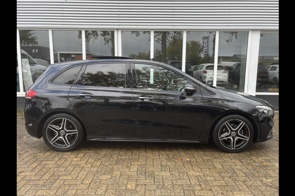 Mercedes-Benz B-Klasse 200 Business Solution AMG | Automaat | Pano | Sfeerverlichting | Elektrische Stoelen Mercedes-Benz B-Klasse 200 Business Solution AMG | Automaat | Pano | Sfeerverlichting | Elektrische Stoelen