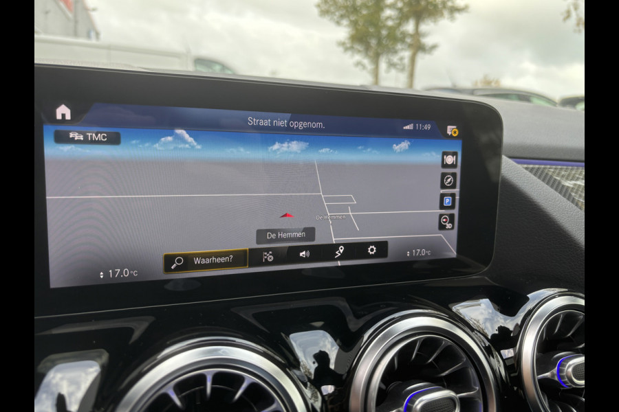 Mercedes-Benz B-Klasse 200 Business Solution AMG | Automaat | Pano | Sfeerverlichting | Elektrische Stoelen Mercedes-Benz B-Klasse 200 Business Solution AMG | Automaat | Pano | Sfeerverlichting | Elektrische Stoelen