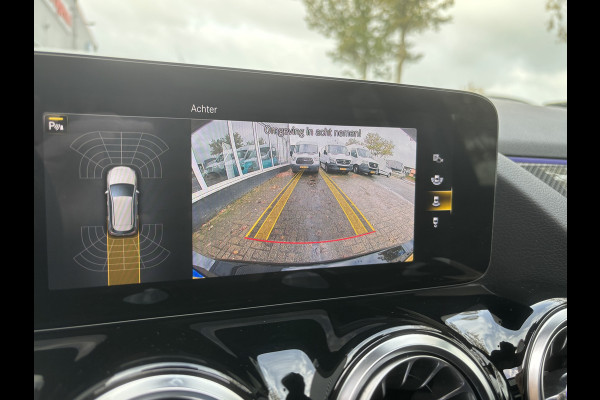 Mercedes-Benz B-Klasse 200 Business Solution AMG | Automaat | Pano | Sfeerverlichting | Elektrische Stoelen Mercedes-Benz B-Klasse 200 Business Solution AMG | Automaat | Pano | Sfeerverlichting | Elektrische Stoelen