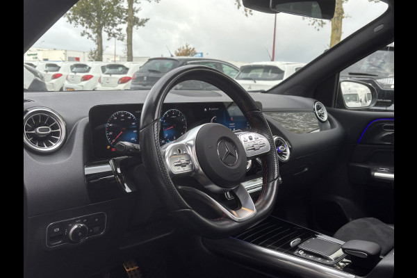 Mercedes-Benz B-Klasse 200 Business Solution AMG | Automaat | Pano | Sfeerverlichting | Elektrische Stoelen Mercedes-Benz B-Klasse 200 Business Solution AMG | Automaat | Pano | Sfeerverlichting | Elektrische Stoelen