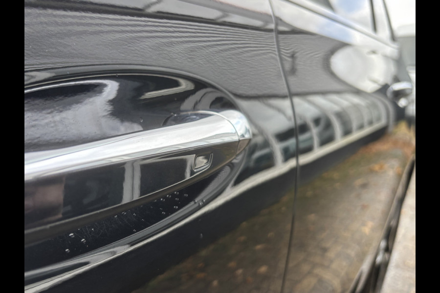 Mercedes-Benz B-Klasse 200 Business Solution AMG | Automaat | Pano | Sfeerverlichting | Elektrische Stoelen Mercedes-Benz B-Klasse 200 Business Solution AMG | Automaat | Pano | Sfeerverlichting | Elektrische Stoelen