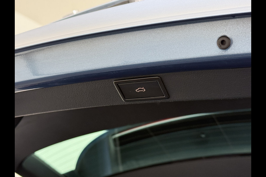 Škoda Octavia Combi 1.5TSI 150PK Panoramadak Trekhaak Adap.Cruise Navi Ecc Apple Carplay Android Auto First Edition Elek.Achterklep Virtual Cockpit Pdc Keyless Wifi 1e Eigenaar Origineel Nederlandse Auto Škoda Octavia Combi 1.5TSI 150PK Panoramadak Trekhaak Adap.Cruise Navi Ecc Apple Carplay Android Auto First Edition Elek.Achterklep Virtual Cockpit Pdc Keyless Wifi 1e Eigenaar Origineel Nederlandse Auto