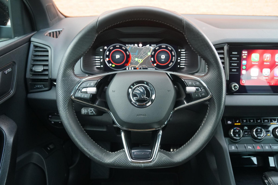 Škoda Karoq 1.5 TSI ACT Sportline Business *EERSTE EIGENAAR* + KEYLESS / CAMERA / CANTON AUDIO / TREKHAAK Škoda Karoq 1.5 TSI ACT Sportline Business *EERSTE EIGENAAR* + KEYLESS / CAMERA / CANTON AUDIO / TREKHAAK