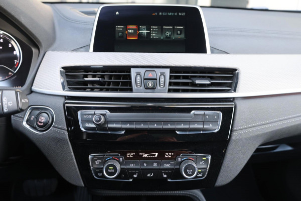 BMW X2 SDrive20i M Sport LED/SFEER/PANO/LEER+S.VERWARMING/KEYLESS/CAM/CRUISE/ECC/12 MND GARANTIE!