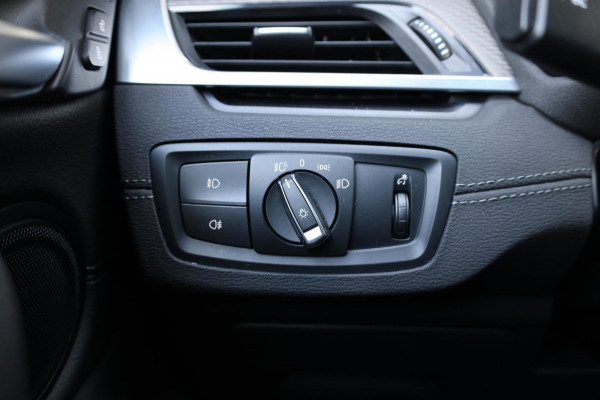 BMW X2 SDrive20i M Sport LED/SFEER/PANO/LEER+S.VERWARMING/KEYLESS/CAM/CRUISE/ECC/12 MND GARANTIE!