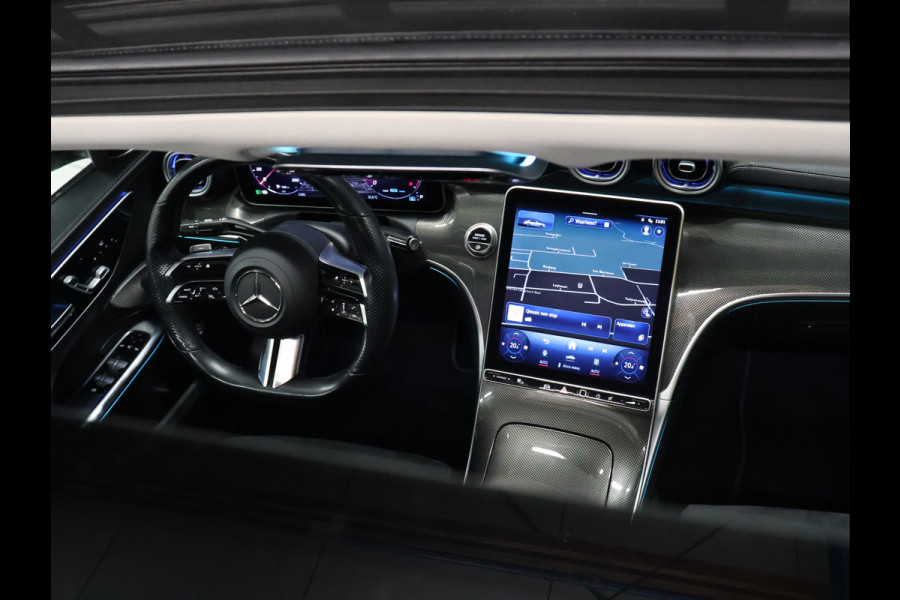 Mercedes-Benz C-Klasse 200 4MATIC AMG Line [SCHUIFKANTELDAK, ADAPTIVE CRUISE CONTROL, BURMESTER, ELEKTRISCHE STOELEN, 360 CAMERA, SFEERLICHT, CARBON, URBAN GUARD+,  NIEUWSTAAT]