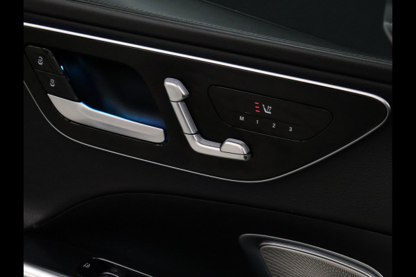 Mercedes-Benz C-Klasse 200 4MATIC AMG Line [SCHUIFKANTELDAK, ADAPTIVE CRUISE CONTROL, BURMESTER, ELEKTRISCHE STOELEN, 360 CAMERA, SFEERLICHT, CARBON, URBAN GUARD+,  NIEUWSTAAT]