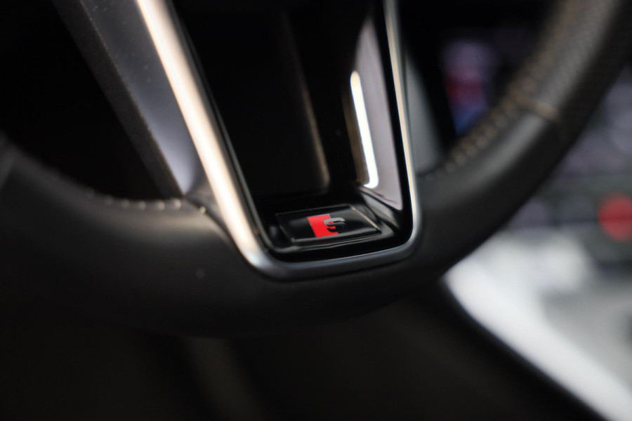 Audi A6 Avant 45 TFSI Quattro S6 Look / NAP / Navi / Cruise Control / Lane Assist / Camera / Memory / Elek Stoelen / Led / 20 Inc