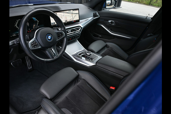 BMW 3-serie 330e | M-SPORT | SPORT SEATS | FULL STYLING | AMBIANCE INTERIEUR | ACTIVE CRUISE | DAB+ | HIFI SOUND | SHADOW-LINE | TREKHAAK | BMW 3-serie 330e | M-SPORT | SPORT SEATS | FULL STYLING | AMBIANCE INTERIEUR | ACTIVE CRUISE | DAB+ | HIFI SOUND | SHADOW-LINE | TREKHAAK |