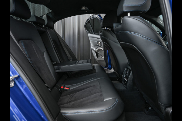 BMW 3-serie 330e | M-SPORT | SPORT SEATS | FULL STYLING | AMBIANCE INTERIEUR | ACTIVE CRUISE | DAB+ | HIFI SOUND | SHADOW-LINE | TREKHAAK | BMW 3-serie 330e | M-SPORT | SPORT SEATS | FULL STYLING | AMBIANCE INTERIEUR | ACTIVE CRUISE | DAB+ | HIFI SOUND | SHADOW-LINE | TREKHAAK |