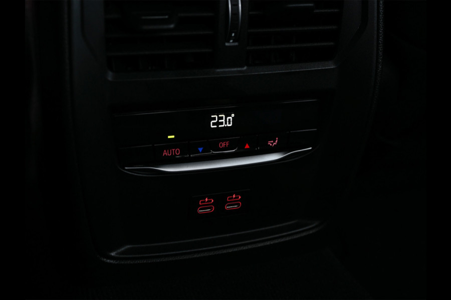 BMW 3-serie 330e | M-SPORT | SPORT SEATS | FULL STYLING | AMBIANCE INTERIEUR | ACTIVE CRUISE | DAB+ | HIFI SOUND | SHADOW-LINE | TREKHAAK | BMW 3-serie 330e | M-SPORT | SPORT SEATS | FULL STYLING | AMBIANCE INTERIEUR | ACTIVE CRUISE | DAB+ | HIFI SOUND | SHADOW-LINE | TREKHAAK |