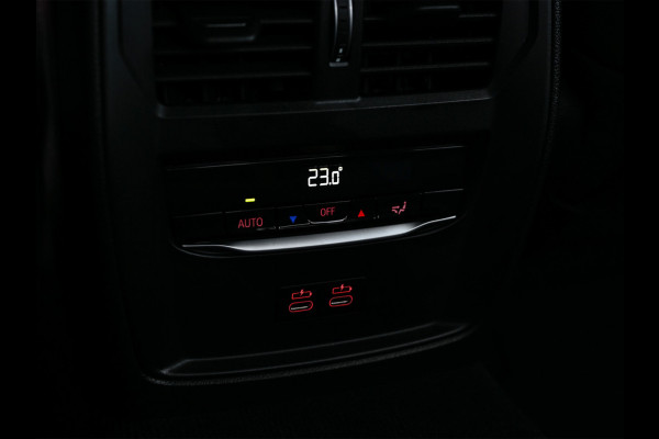 BMW 3-serie 330e | M-SPORT | SPORT SEATS | FULL STYLING | AMBIANCE INTERIEUR | ACTIVE CRUISE | DAB+ | HIFI SOUND | SHADOW-LINE | TREKHAAK | BMW 3-serie 330e | M-SPORT | SPORT SEATS | FULL STYLING | AMBIANCE INTERIEUR | ACTIVE CRUISE | DAB+ | HIFI SOUND | SHADOW-LINE | TREKHAAK |