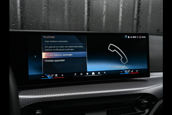 BMW 3 Serie Touring 330e | M-SPORT | GROTE ACCU | 19,5 kWh | CAMERA | SHADOW-LINE | FACELIFT | FULL-LED | STUUR- EN STOELVERWARMING | LED | BMW 3 Serie Touring 330e | M-SPORT | GROTE ACCU | 19,5 kWh | CAMERA | SHADOW-LINE | FACELIFT | FULL-LED | STUUR- EN STOELVERWARMING | LED |