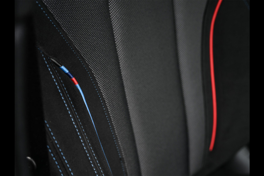 BMW 3 Serie Touring 330e | M-SPORT | GROTE ACCU | 19,5 kWh | CAMERA | SHADOW-LINE | FACELIFT | FULL-LED | STUUR- EN STOELVERWARMING | LED | BMW 3 Serie Touring 330e | M-SPORT | GROTE ACCU | 19,5 kWh | CAMERA | SHADOW-LINE | FACELIFT | FULL-LED | STUUR- EN STOELVERWARMING | LED |