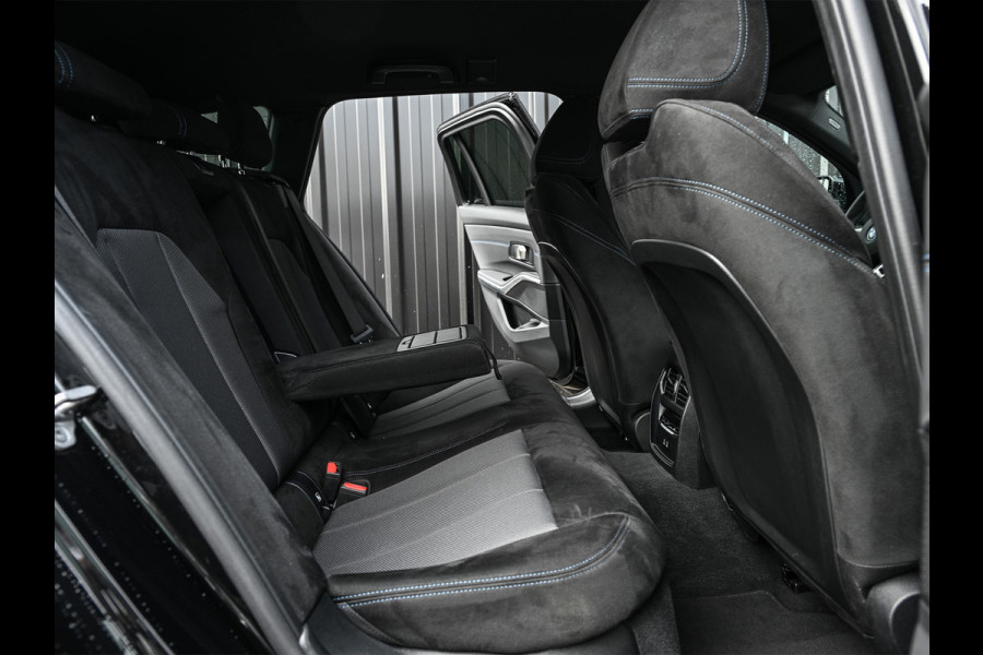 BMW 3 Serie Touring 330e | M-SPORT | GROTE ACCU | 19,5 kWh | CAMERA | SHADOW-LINE | FACELIFT | FULL-LED | STUUR- EN STOELVERWARMING | LED | BMW 3 Serie Touring 330e | M-SPORT | GROTE ACCU | 19,5 kWh | CAMERA | SHADOW-LINE | FACELIFT | FULL-LED | STUUR- EN STOELVERWARMING | LED |