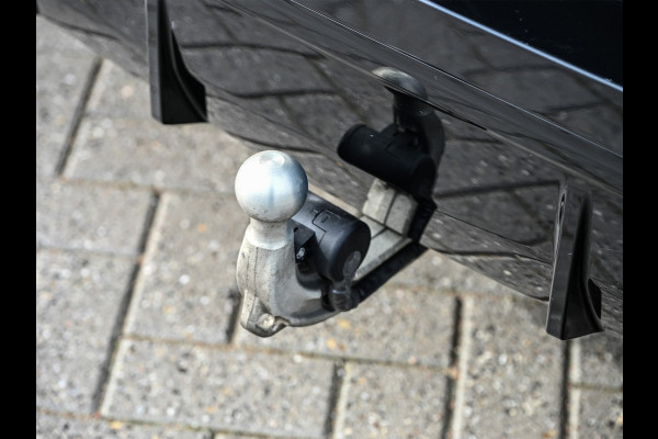 BMW 3 Serie Touring 330e | M-SPORT | GROTE ACCU | 19,5 kWh | CAMERA | SHADOW-LINE | FACELIFT | FULL-LED | STUUR- EN STOELVERWARMING | LED | BMW 3 Serie Touring 330e | M-SPORT | GROTE ACCU | 19,5 kWh | CAMERA | SHADOW-LINE | FACELIFT | FULL-LED | STUUR- EN STOELVERWARMING | LED |