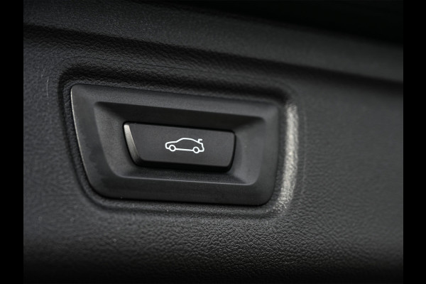 BMW 3 Serie Touring 330e | M-SPORT | GROTE ACCU | 19,5 kWh | CAMERA | SHADOW-LINE | FACELIFT | FULL-LED | STUUR- EN STOELVERWARMING | LED | BMW 3 Serie Touring 330e | M-SPORT | GROTE ACCU | 19,5 kWh | CAMERA | SHADOW-LINE | FACELIFT | FULL-LED | STUUR- EN STOELVERWARMING | LED |